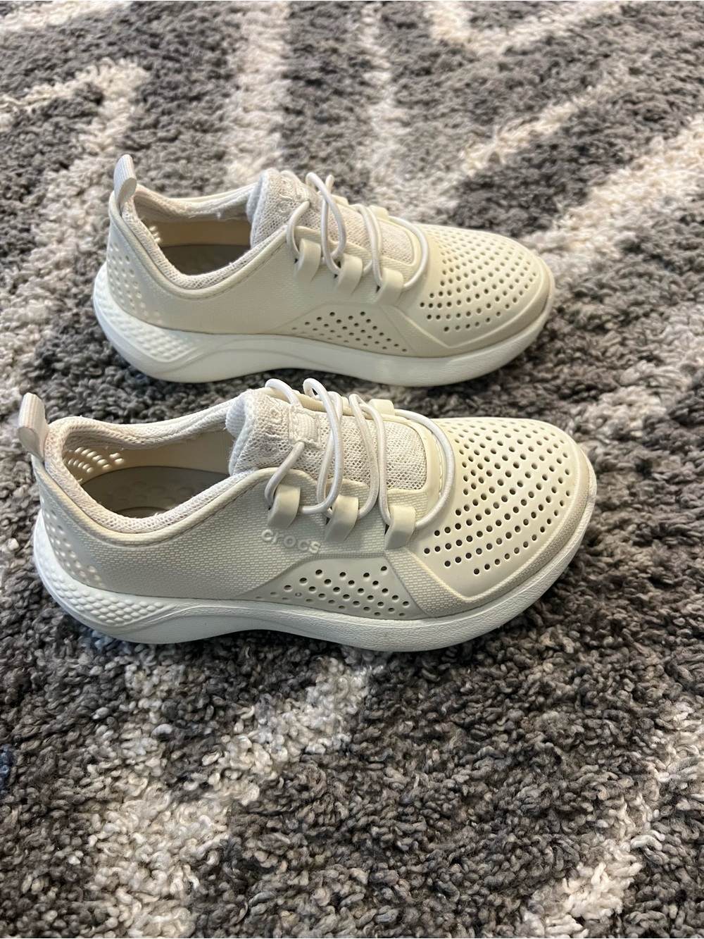 CROCS LiteRite Pacer Kids slip-ons